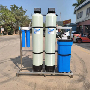 La máquina de tratamiento de <span class=keywords><strong>agua</strong></span> <span class=keywords><strong>mineral</strong></span> de intercambio iónico del suavizador de <span class=keywords><strong>agua</strong></span> 1500LPH con tanque FRP reduce la dureza <span class=keywords><strong>a</strong></span> un precio pequeño - Product Image 1
