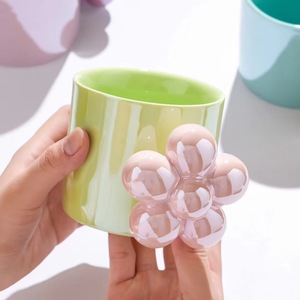 Apariencia de alta calidad y colorida para el desayuno, cerámica <span class=keywords><strong>con</strong></span> <span class=keywords><strong>flores</strong></span> <span class=keywords><strong>a</strong></span> juego, asa única para beber agua. - Product Image 4