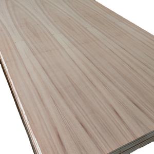 Hojas de contrachapado Triplay De PAROTA certificadas FSC, tamaño estándar de 4x8 pies para proyectos de bricolaje Porata - Product Image 6