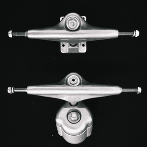 บีเอ็ม สไมล์ลิ่ง เฟซ แลนด์เซิร์ฟบอร์ด แบบไม่มีแป้นเหยียบ สำหรับมืออาชีพ แลนด์พันช์บอร์ด สำหรับนักเรียนชายและหญิง ระดับเริ่มต้น คาร์เวอร์บอร์ด ยี่ห้อ YOW รุ่น Sprin - Product Image 6