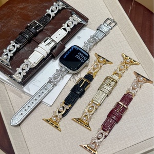 Correa de Reloj de Cuero y Metal con Cadena de Perlas de Cobre Upro para Mujer, Correa de Repuesto para Apple Watch iWatch 10 9 8 Ultra SE 38-49mm - Product Image 1