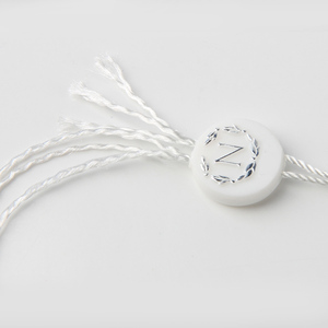 Nhà máy trực tiếp nóng bán sản phẩm mỹ phẩm giá gói lớn giá rẻ động vật dập nổi bền vững tùy chỉnh bao bì giấy treo tag - Product Image 5