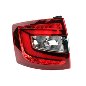 Cubierta de Lente para Luz Trasera LED para Skoda <span class=keywords><strong>Octavia</strong></span> <span class=keywords><strong>Combi</strong></span> 2018-2019, Piezas de Iluminación Automática para Frenado, Conducción y Reversa - Product Image 2