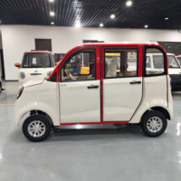 Voiture électrique compacte, quatre portes et quatre sièges, design élégant, vente en gros d'usine, voiture électrique bon marché à 4 roues, mini voiture électrique