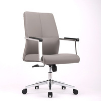 Chaise de bureau en cuir en forme d'arc B10 directe d'usine pour la conférence et la formation du personnel du café Internet en gros