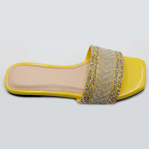 Sandales pour femmes nouveautés chaussures plates élégantes chaussures décontractées en plein air pour adultes pantoufles confortables en <span class=keywords><strong>cuir</strong></span> avec strass pour femmes - Product Image 4