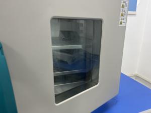 <span class=keywords><strong>ISO</strong></span> <span class=keywords><strong>17025</strong></span> 전기 온도 조절 건조 오븐 일정한 온도 인큐베이터 실험실 벤치 탑 뜨거운 공기 오븐 - Product Image 3