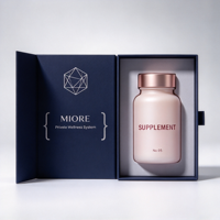 Boîte cadeau personnalisée pour flacons de compléments vitaminiques. Comprend un logo en feuille d'or et une insert en mousse EVA sur mesure pour l'emballage Wellness.