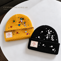 DYMF Bonnet d'hiver en gros, effet vieilli, avec strass, motif lettres personnalisé, doublure satinée, patch étiquette tissée