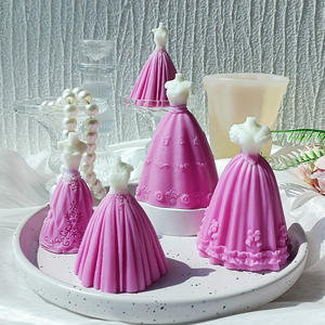 ZGBROTHERS J-1213 Moule en silicone pour bougie d'aromathérapie en forme de robe de mariée tridimensionnelle, écologique et compatible lave-vaisselle - Product Image 1
