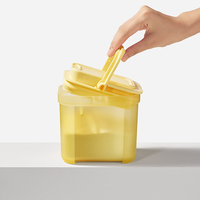 Vente en gros Boîte de rangement de voyage en plastique hermétique pour lait maternisé pour bébé en poudre pour aliments frais avec cuillère