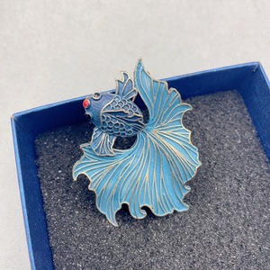 Yunlv trâm cài màu xanh ngọc lục bảo nhỏ giọt dầu phong cách Trung Quốc mới trâm cài cổ điển cá thanh lịch, nút áo khoác ve áo - Product Image 2