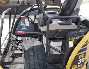 Pelle sur chenilles PC30MR 3TON avec composants de noyau de roulement de pompe à moteur disponibles à la vente - Product Image 6