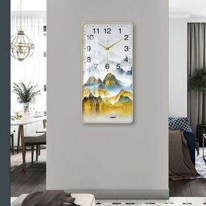 Reloj de Porcelana Artístico de Alta Gama, Reloj de Pared con Pintura Atmosférica, Reloj de Porcelana de Cristal con Pintura de Paisaje Jinshan - Product Image 1