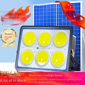 ไฟฟลัดไลท์ LED พลังงานแสงอาทิตย์ IP67กันน้ำได้ไฟกลางแจ้งประหยัดพลังงานไฟมุมกว้างปรับได้ ABS รีโมทคอนโทรล ROHS - Product Image 6