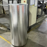 Rouleau de feuille isolante thermique réfléchissante carrée 4*10mm, écologique, pour barrière radiante industrielle