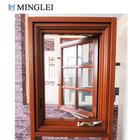 Fenêtre résidentielle en verre de sécurité double de style américain Fenêtres ouvertes à manivelle en bois recouvert d'aluminium