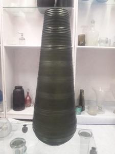 Jarrón de cristal hermoso y pesado de color humo cortado a mano de 24 pulgadas - Product Image 2