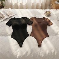 Body sculptant sans couture pour femme, col carré, manches courtes, effet ventre plat, string, amincissant