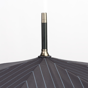 Manico in legno bastone da lavoro di fascia alta ombrello pioggia e sole uso elegante ombrello lungo Design personalizzato fornitura di fabbrica - Product Image 4