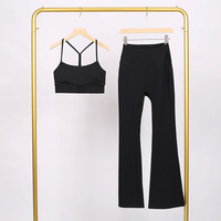 Ensemble de sport Y-Line doux et soyeux avec gilet et pantalon évasé, logo personnalisé, soutien-gorge intégré, 2 pièces, coupe ajustée, pour gym et yoga