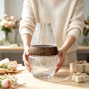 Vase haut de gamme Gia Tortoiseshell pour centres de table, décoration de mariage et vente en gros - Product Image 3