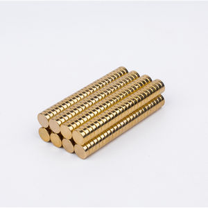 ก้อนแม่เหล็กนีโอดิเมียมกลมแผ่นกลมทรงสี่เหลี่ยมลูกบาศก์แม่เหล็กนีโอดิเมียมถาวรชุบทอง - Product Image 1