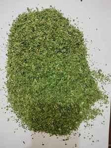 Hojas de Perejil Secas de Alta Calidad, Procesadas por el Método FD, Marca El Ekhlas, Directamente de Nuestras Granjas en Egipto, Gránulos Crudos, Estrictamente Verdes, 25 kg - Product Image 5