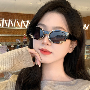 Glazzy แว่นตากันแดด Y2K สำหรับทุกเพศพร้อมเฉดสี<span class=keywords><strong>งู</strong></span>แว่นกันแดดทรงรีกรอบสไตล์พังก์วัสดุจากโรงงานขายส่ง - Product Image 1