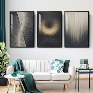 Grande Quadro Moderno di Lusso Nero e Oro, Arte Murale per Camera da Letto, Set di 3 Stampe Luminose su Tela - Product Image 2