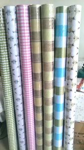 Nappe en PVC imprimée avec dos en flanelle en rouleau, application pour la maison, les banquets, les fêtes et les mariages - Product Image 2