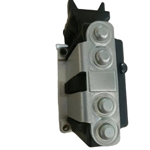 PVEM32 Contrôleur proportionnel moyen 11-32V DIN 1166829 157B4735 - Product Image 1