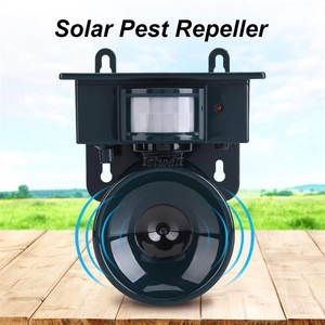 Repelente Ultrasónico de Animales con Energía Solar para Pájaros, Ciervos, Gatos y Perros, para Prevenir la Presencia de Animales Salvajes por la Noche - Product Image 3