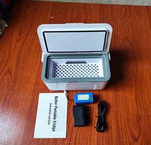 Boîte isotherme rechargeable 5V, 0-10 degrés, température réglable, <span class=keywords><strong>mini</strong></span>-<span class=keywords><strong>réfrigérateur</strong></span> portable <span class=keywords><strong>pour</strong></span> l'<span class=keywords><strong>insuline</strong></span> et les médicaments - Product Image 1