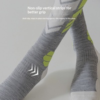 Chaussettes de ski en laine tricotée pour femmes, mi-mollet, épaisses, chaudes, pour sports d'hiver, alpinisme, snowboard, course à pied, antidérapantes, yoga, colorées