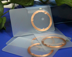 <span class=keywords><strong>สมา</strong></span>ร์ทการ์ด NFC ไร้สัมผัสพร้อมชิป215อินสตาแกรมการ์ด PVC 13.56MHz RFID อินเตอร์เฟซการสื่อสาร RFID นามบัตร - Product Image 5