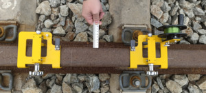 China Manufactured Universal Emergency G-<strong>Clamp</strong> Weldable Railway Track Tool Universal Railroad <strong>Rail</strong> <strong>Clamps</strong> - Product Image 5