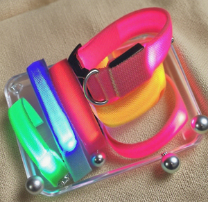 2025 Nueva gran oferta precio barato de fábrica noche perro caminando USB carga <span class=keywords><strong>LED</strong></span> luz nocturna ensanchado mascota gato perro <span class=keywords><strong>Collar</strong></span> en Stock - Product Image 3
