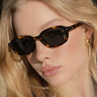 Vente en gros de lunettes de soleil rétro de haute qualité UV400, faites à la main, petites lunettes carrées en acétate polarisées avec logo personnalisé, sans minimum de commande
