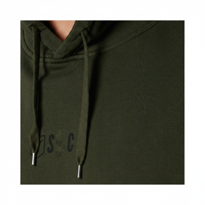 Sudadera con Capucha Lisa para Hombre, Verde Oliva Oscuro, Logotipo en el Pecho, Capucha con Cordón, Bolsillo Tipo Canguro, Ropa Casual de Calle - Product Image 1