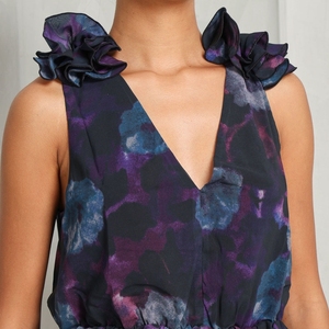 Robe courte pour femme en velours 3D floral non tissé 100% soie, cintrée à la taille, plissée, imprimée par décharge, dégradé d'encre, à volants, col en V - Product Image 5