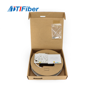 Boîtier terminal fibre optique FTTH 4 ports SC avec adaptateurs et pigtail préinstallés <span class=keywords><strong>pour</strong></span> accès abonné et terminaison optique - Product Image 1