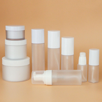 Bouteilles de toner en plastique cosmétique de 120ml 100ml 40ml Ensemble de pots de crème de 50g avec pulvérisateur à pompe pour shampooing Masques pour le visage Lotion