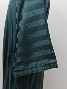 Robe Traditionnelle Africaine de Luxe Bazin Riche Brodé pour Hommes – Idéale pour les Occasions Spéciales et les Mariages Africains - Product Image 6