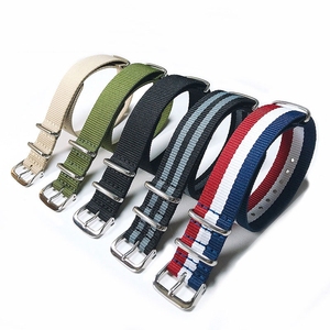 Correa de reloj a rayas de nailon de tela personalizable de alta calidad, 18mm, 20mm, 22mm, correa de reloj de nailon de lona tejida de poliéster multicolor - Product Image 1
