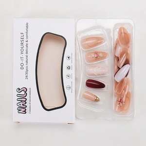 Uñas Postizas de Almendra Rojas con Diseño de Mariposa para Mujer, Uñas Artificiales de Lujo, Hermosas y Personalizadas - Product Image 5