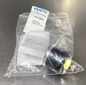 มาโนมิเตอร์วัดแรงดันรุ่นใหม่และของแท้ MA-40-10-R1/8-E-RG หมายเลข 525725 6D-11 มีสินค้าในคลัง - Product Image 1