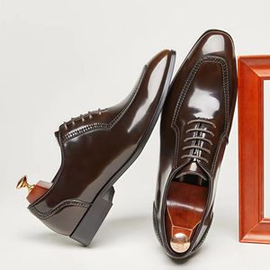 Chaussures en cuir artisanales de haute qualité et élégantes, chaussures en cuir brossé à la main de style britannique, chaussures en cuir pour le bureau et les occasions décontractées - Product Image 4