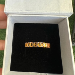 Anillo de Citrino en Oro Sólido de 10K, 14K, 18K, Corte Ovalado, Anillo Minimalista con Gema Amarilla, Joyería para Mujer, Regalo - Product Image 1