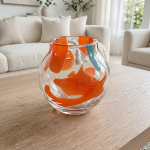 Vase décoratif de table en verre transparent, style mid-century modern, pour salon et salle à manger - Product Image 1